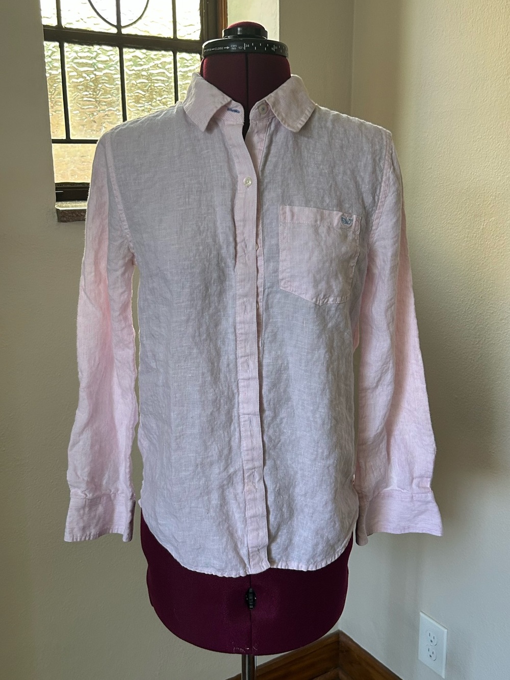 ·Vineyard Vines· Pink Linen Relaxed Fit Button Down Shirt